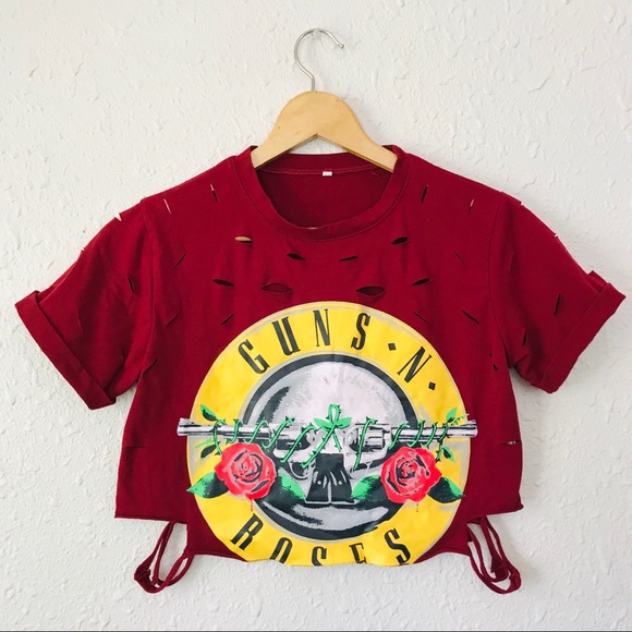 Tops - Guns N Roses Rock distressed crop top M